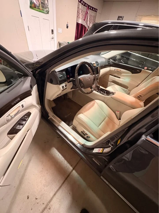 2007 Lexus LS 4th Gen - Image 6 of 7