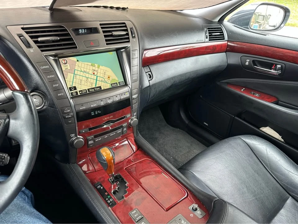 2007 Lexus LS 4th Gen - Image 4 of 5