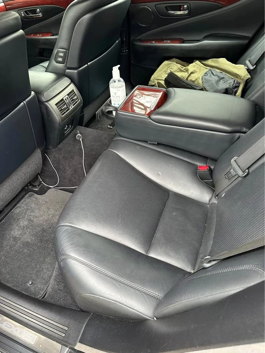 2007 Lexus LS 4th Gen - Image 5 of 5