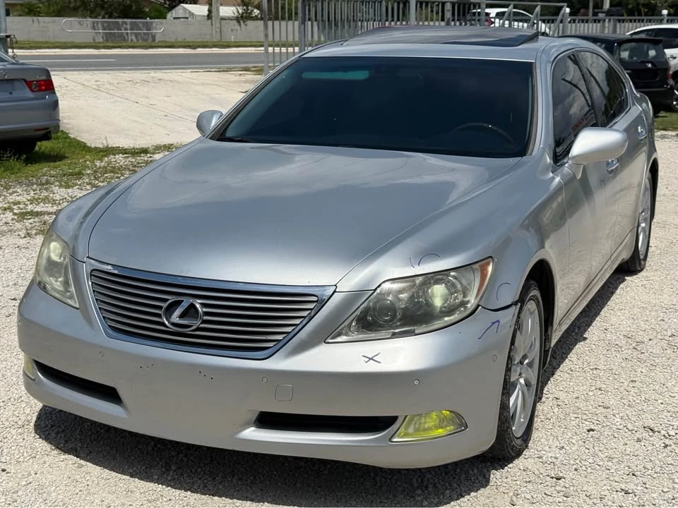 2007 Lexus LS 4th Gen - Image 2 of 19