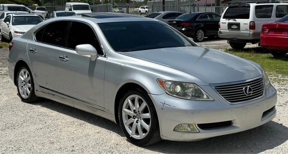 2007 Lexus LS 4th Gen - Image 5 of 19