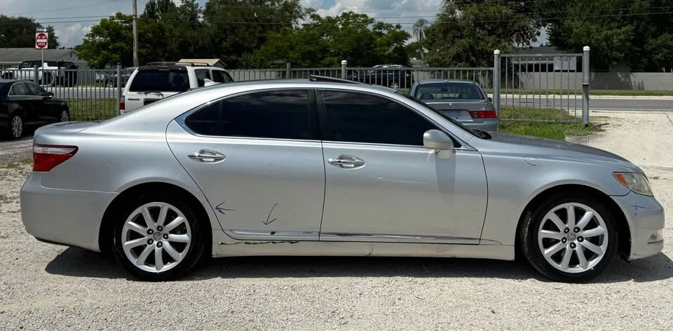 2007 Lexus LS 4th Gen - Image 6 of 19