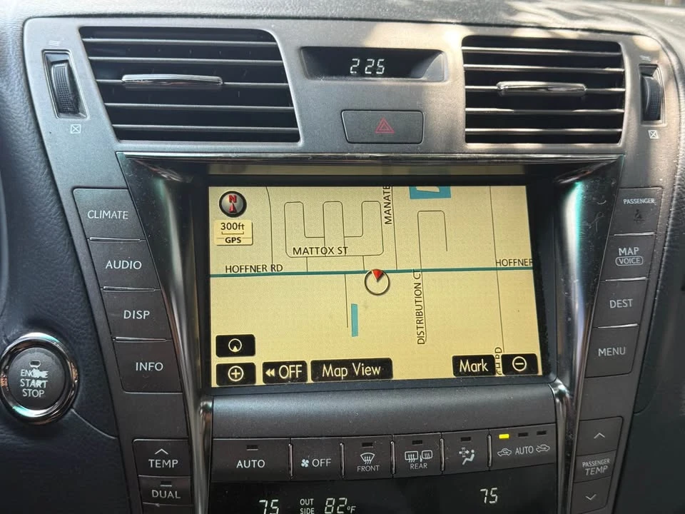 2007 Lexus LS 4th Gen - Image 14 of 19