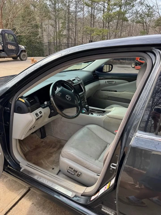 2007 Lexus LS 4th Gen - Image 2 of 7