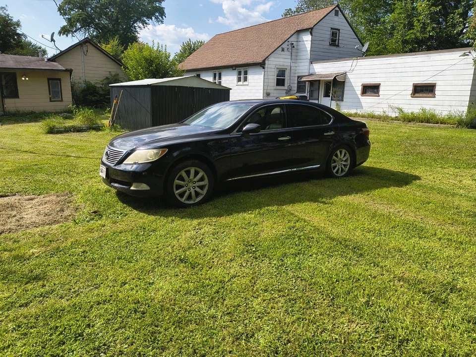 2007 Lexus LS 4th Gen - Image 2 of 7