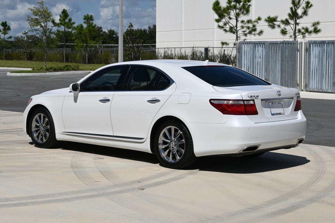 2007 Lexus LS 4th Gen - Image 20 of 31
