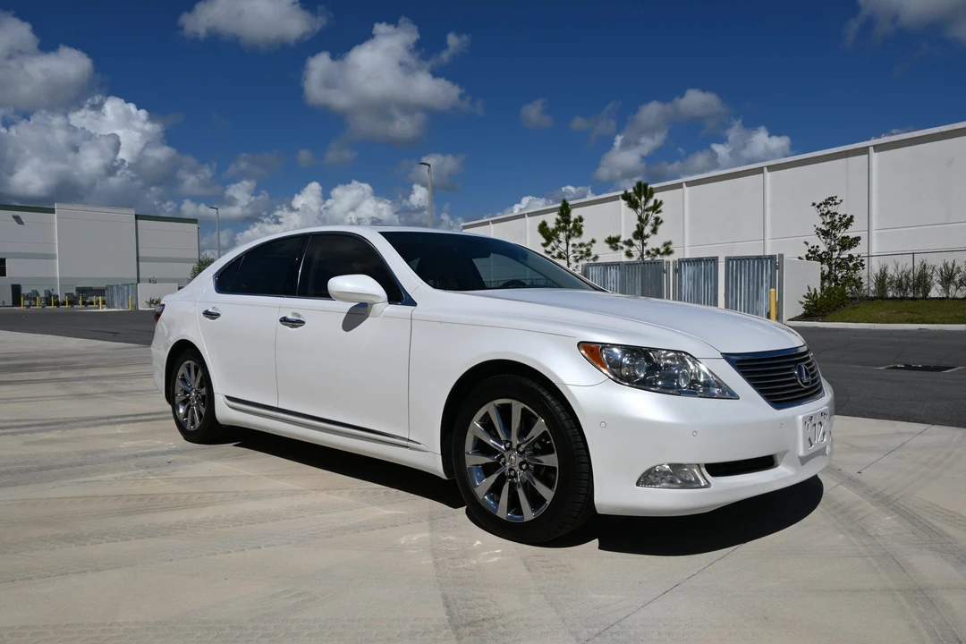 2007 Lexus LS 4th Gen - Image 7 of 31