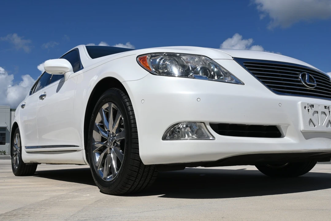 2007 Lexus LS 4th Gen - Image 27 of 31
