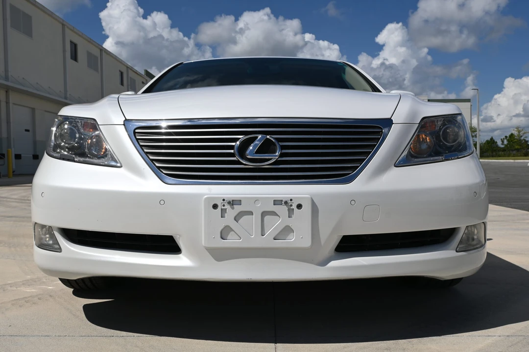 2007 Lexus LS 4th Gen - Image 6 of 31