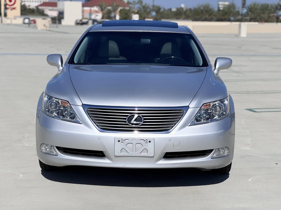 2007 Lexus LS 4th Gen - Image 17 of 31