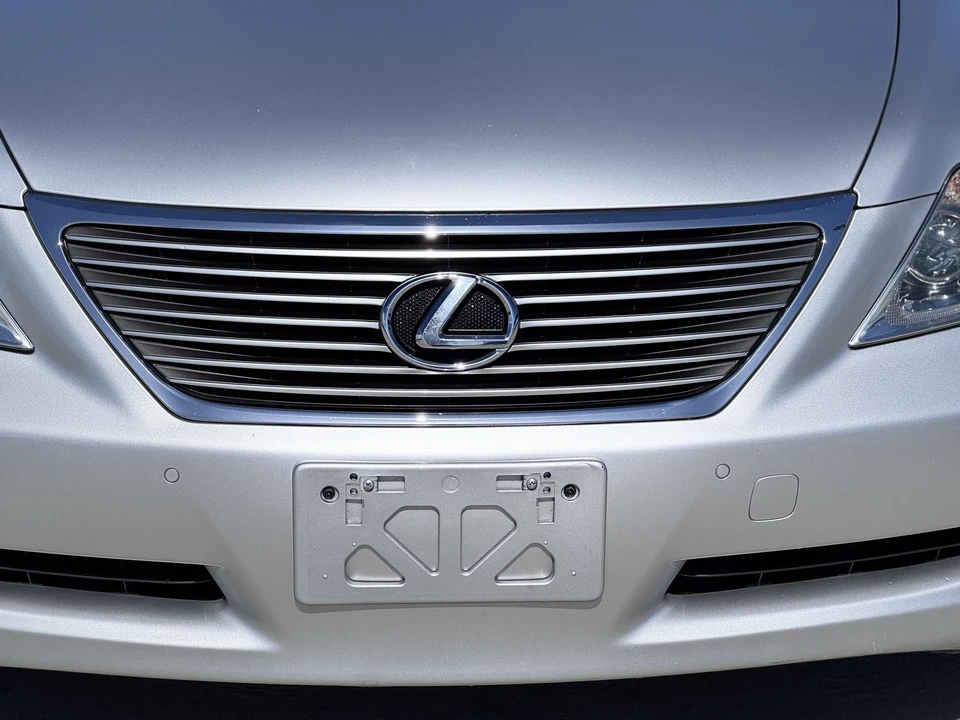 2007 Lexus LS 4th Gen - Image 24 of 31