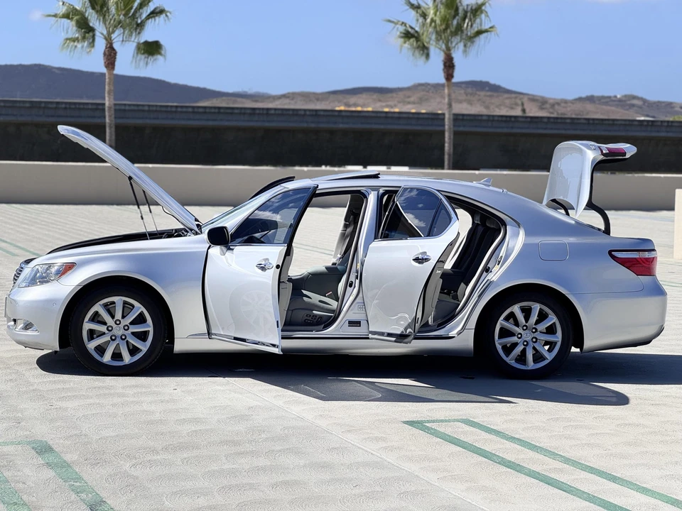 2007 Lexus LS 4th Gen - Image 28 of 31