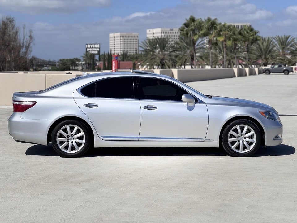 2007 Lexus LS 4th Gen - Image 7 of 31