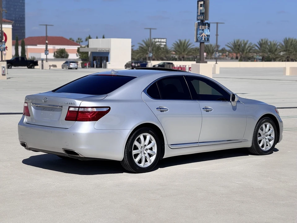 2007 Lexus LS 4th Gen - Image 6 of 31