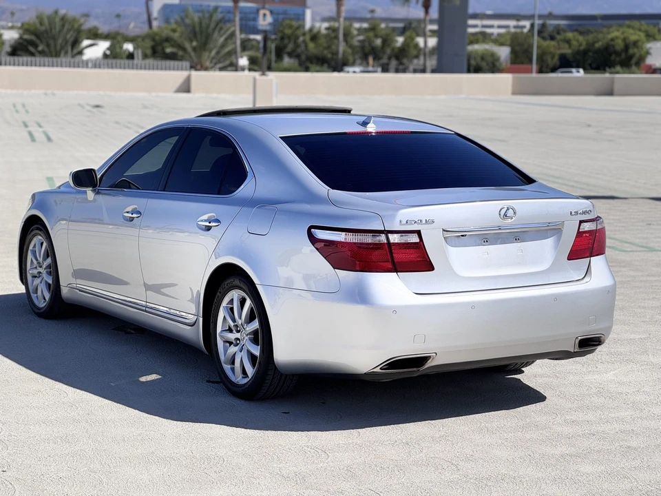 2007 Lexus LS 4th Gen - Image 4 of 31