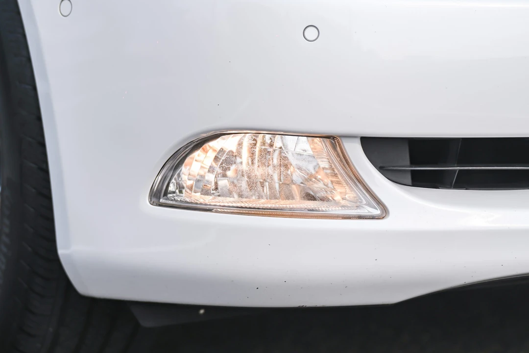 2007 Lexus LS 4th Gen - Image 14 of 31