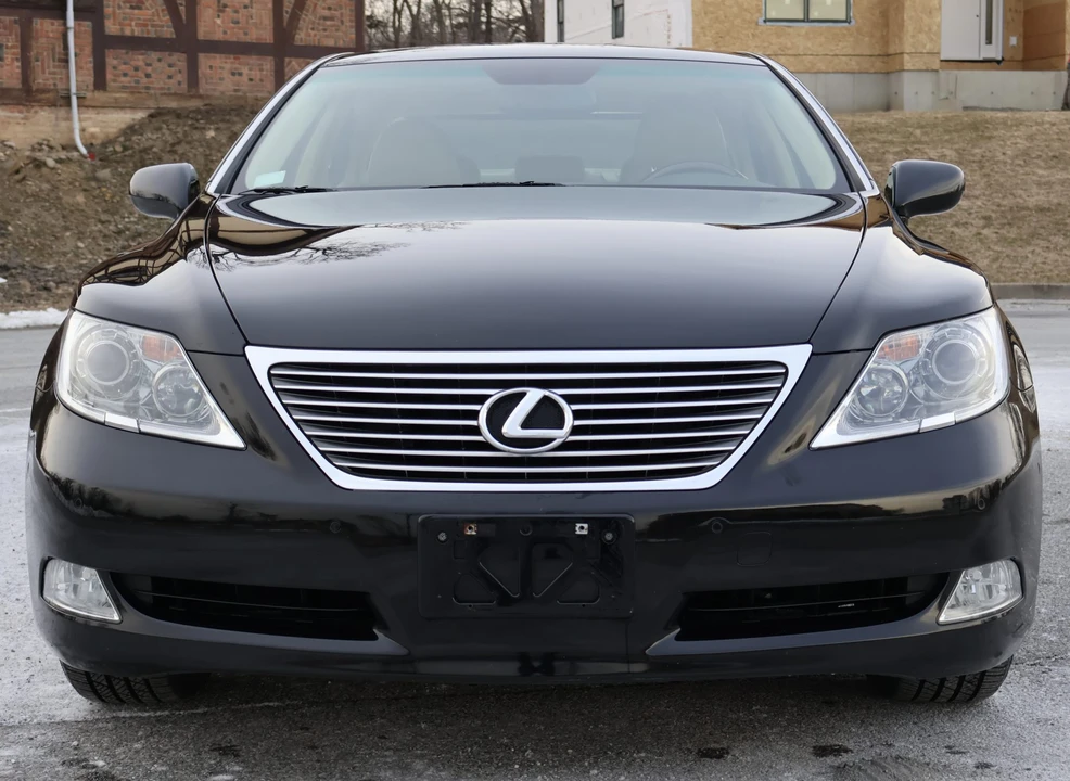 2007 Lexus LS 4th Gen - Image 4 of 31
