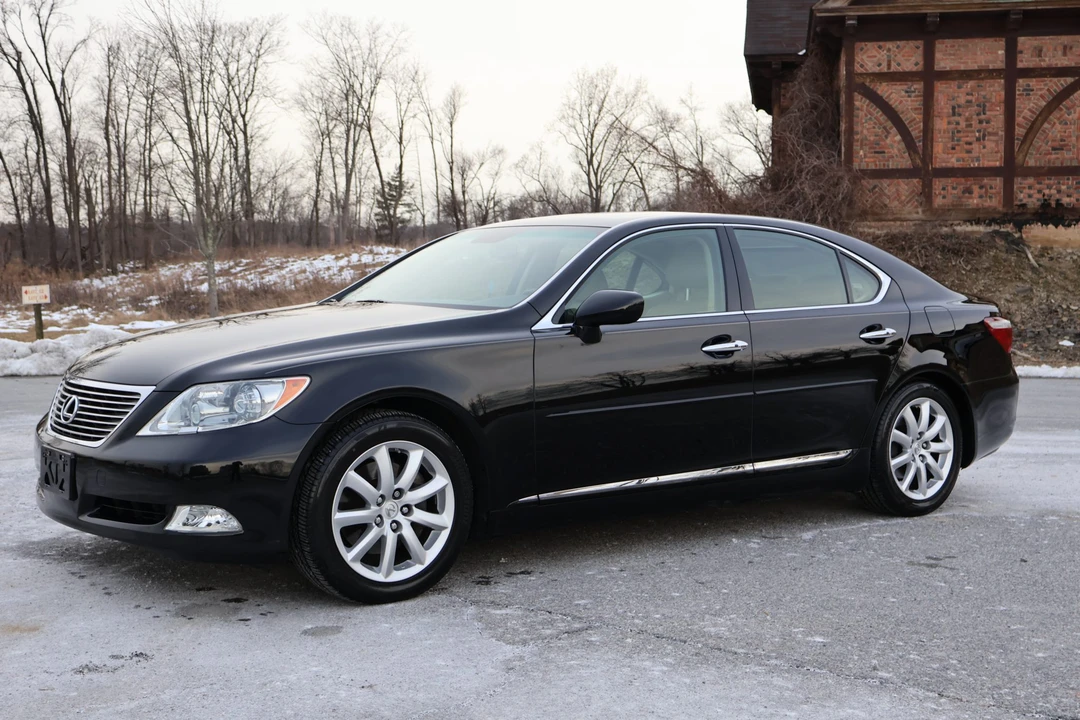 2007 Lexus LS 4th Gen - Image 15 of 31