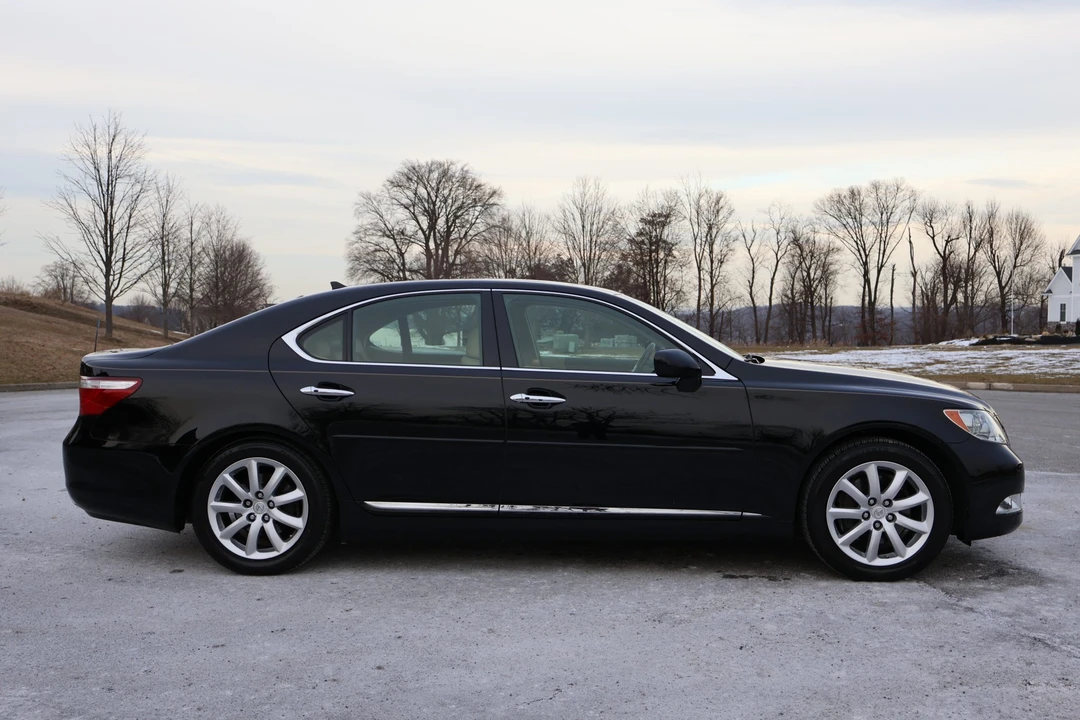 2007 Lexus LS 4th Gen - Image 7 of 31