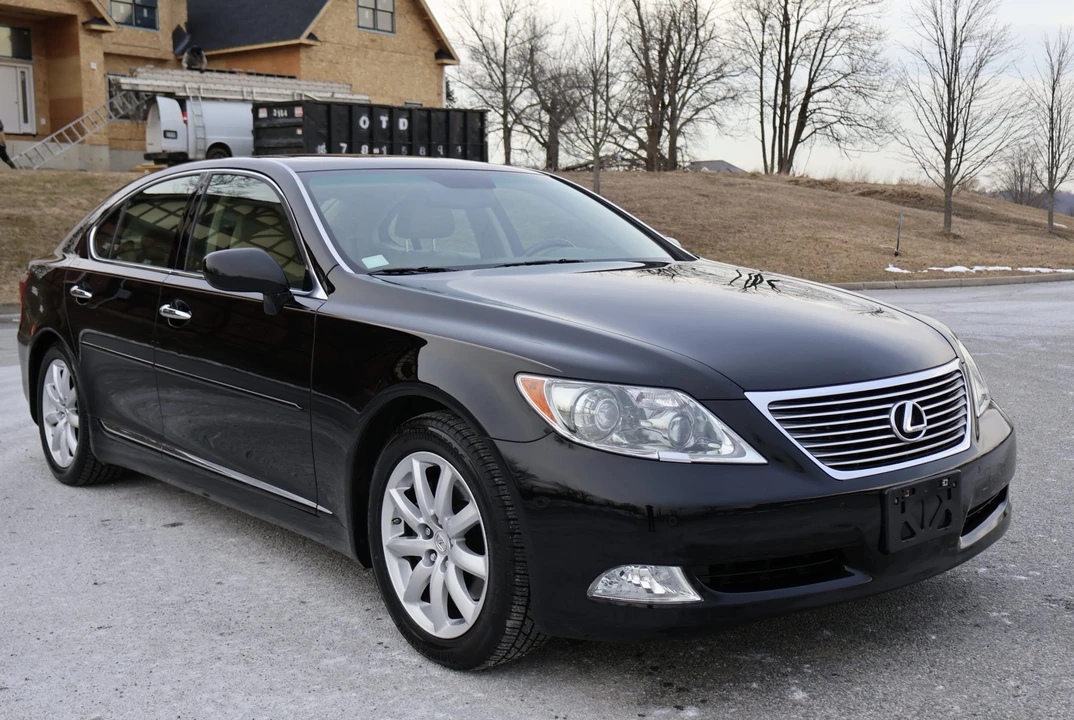 2007 Lexus LS 4th Gen - Image 5 of 31