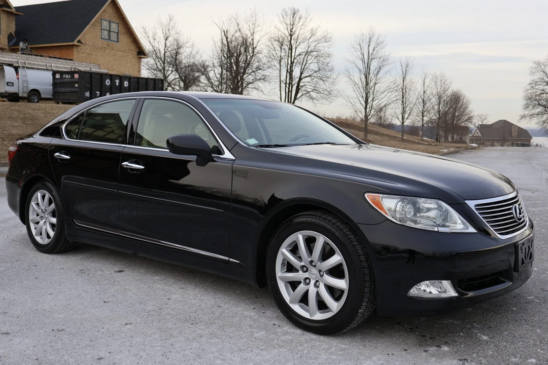 2007 Lexus LS 4th Gen - Image 6 of 31
