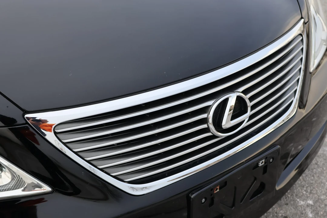 2007 Lexus LS 4th Gen - Image 24 of 31