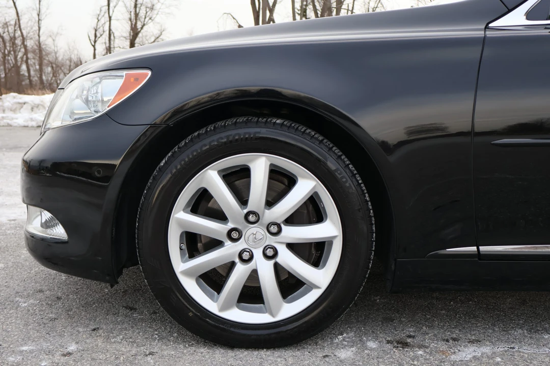 2007 Lexus LS 4th Gen - Image 31 of 31