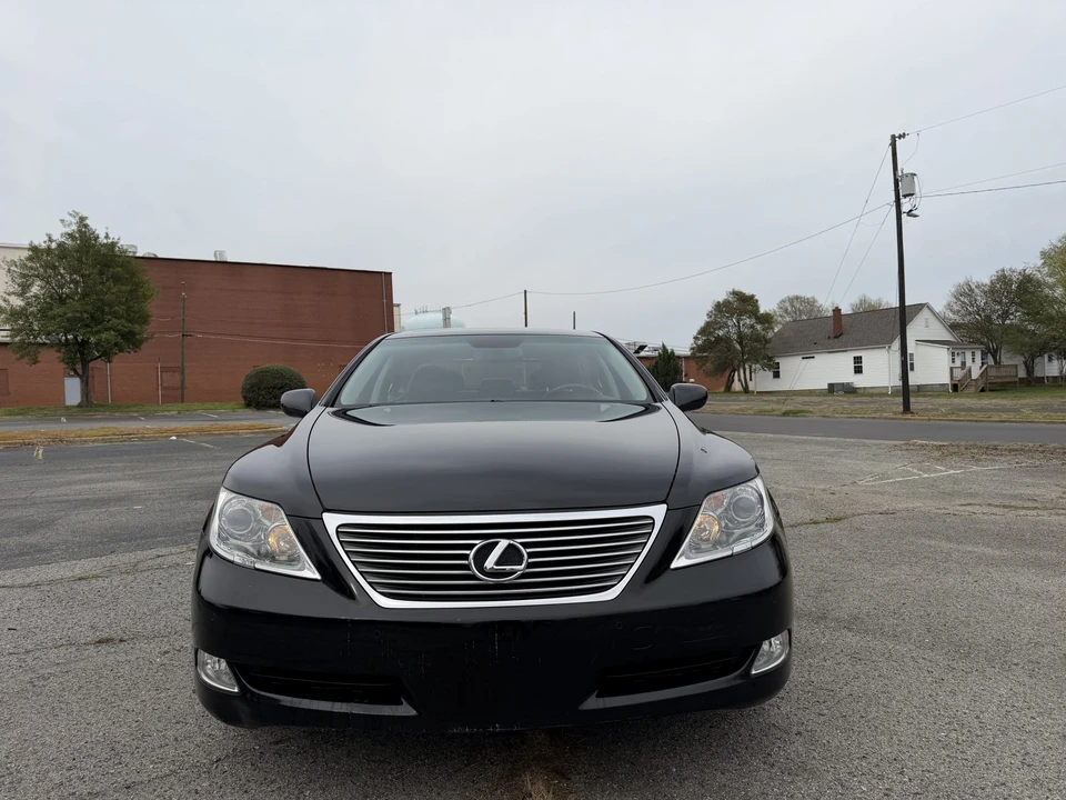 2007 Lexus LS 4th Gen - Image 5 of 31