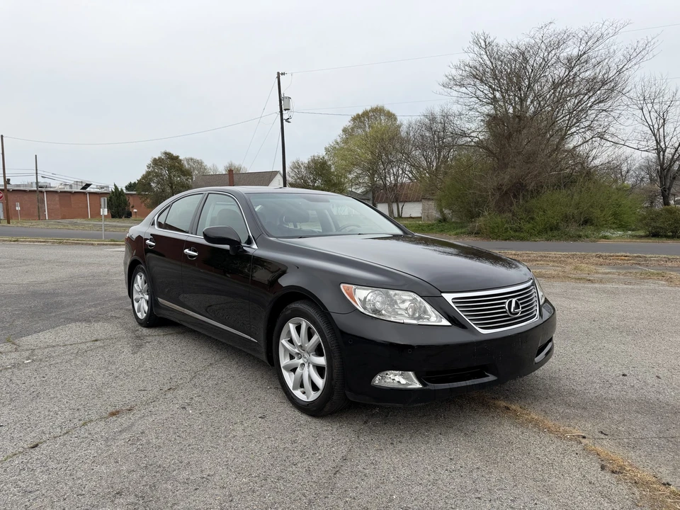 2007 Lexus LS 4th Gen - Image 3 of 31