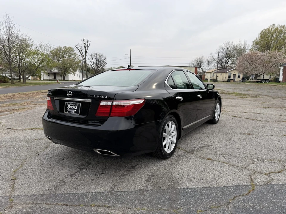 2007 Lexus LS 4th Gen - Image 9 of 31