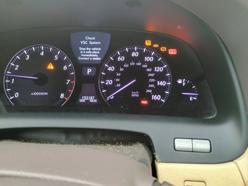 2007 Lexus LS 4th Gen - Image 18 of 24