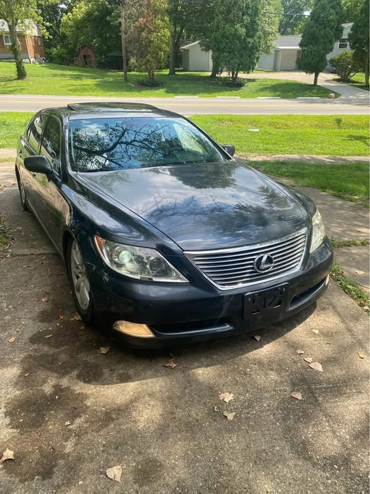 2007 Lexus LS 4th Gen - Image 2 of 2