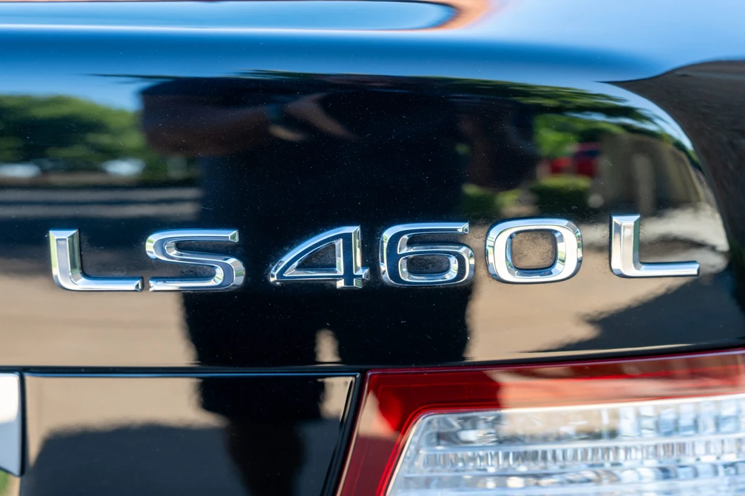 2007 Lexus LS 4th Gen - Image 21 of 31