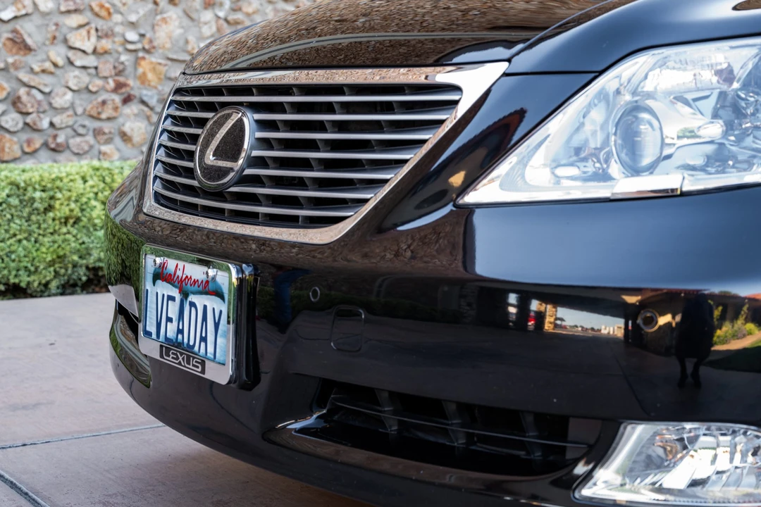 2007 Lexus LS 4th Gen - Image 15 of 31