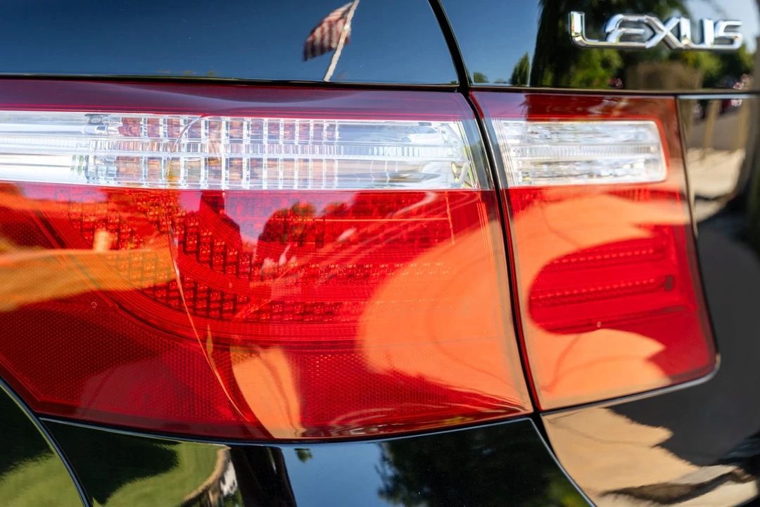 2007 Lexus LS 4th Gen - Image 11 of 31