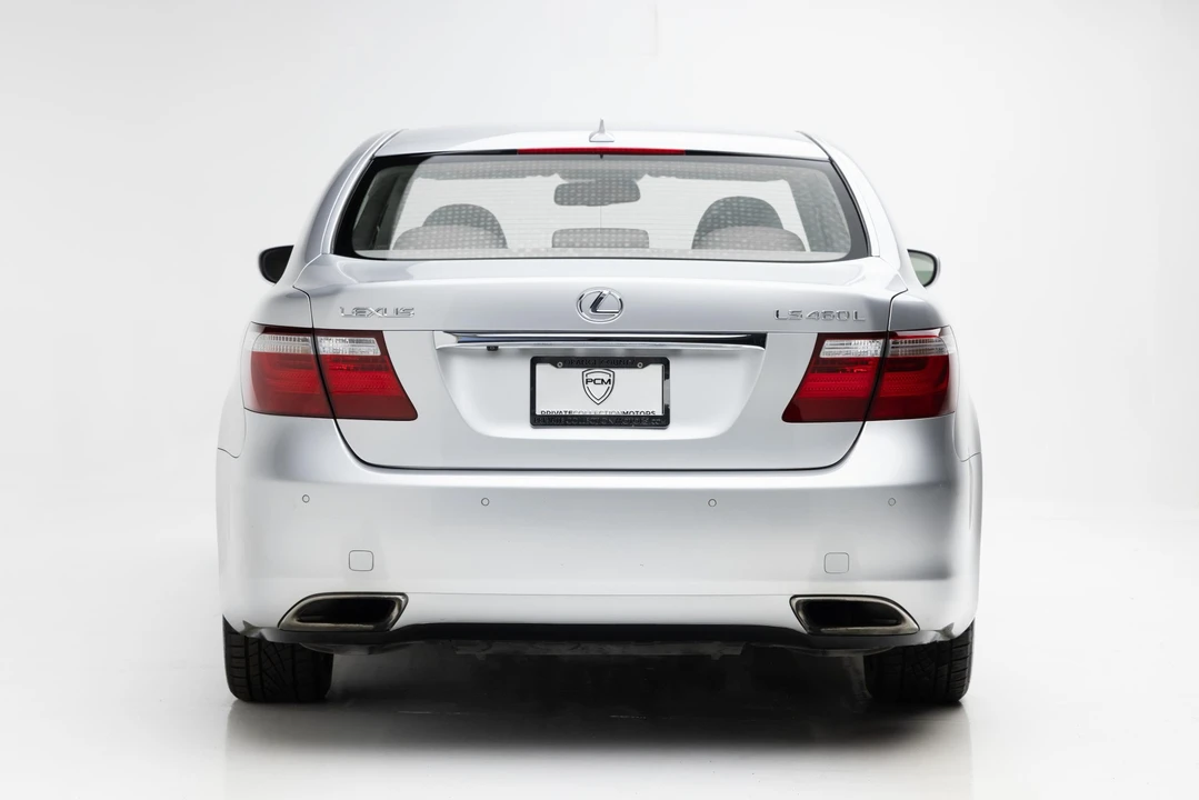 2007 Lexus LS 4th Gen - Image 8 of 31