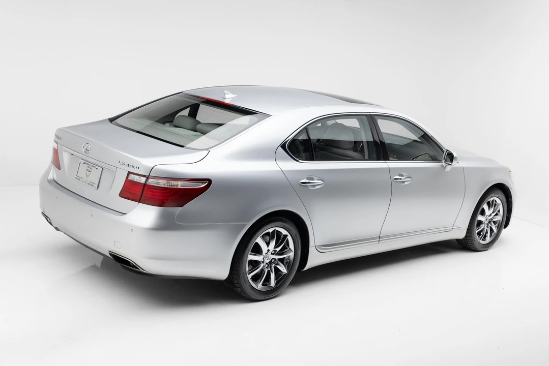 2007 Lexus LS 4th Gen - Image 7 of 31