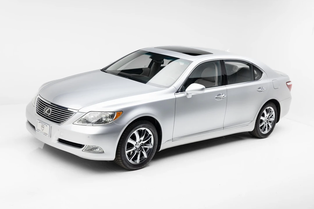 2007 Lexus LS 4th Gen - Image 3 of 31