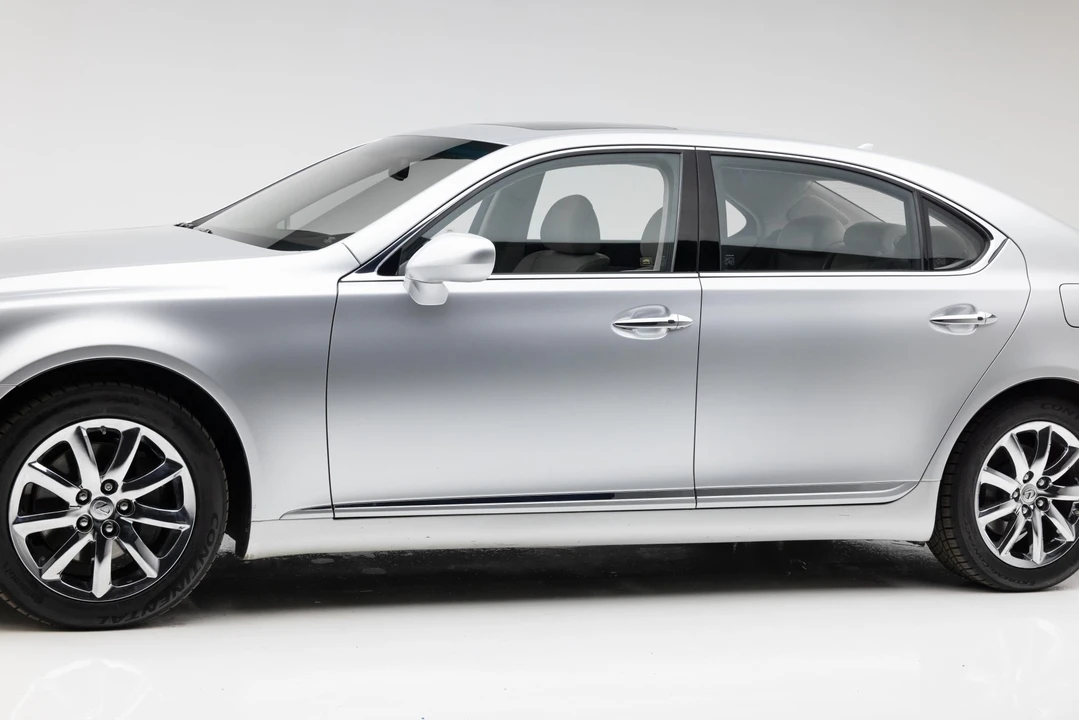 2007 Lexus LS 4th Gen - Image 20 of 31