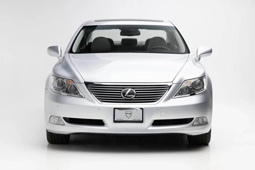 2007 Lexus LS 4th Gen - Image 5 of 21