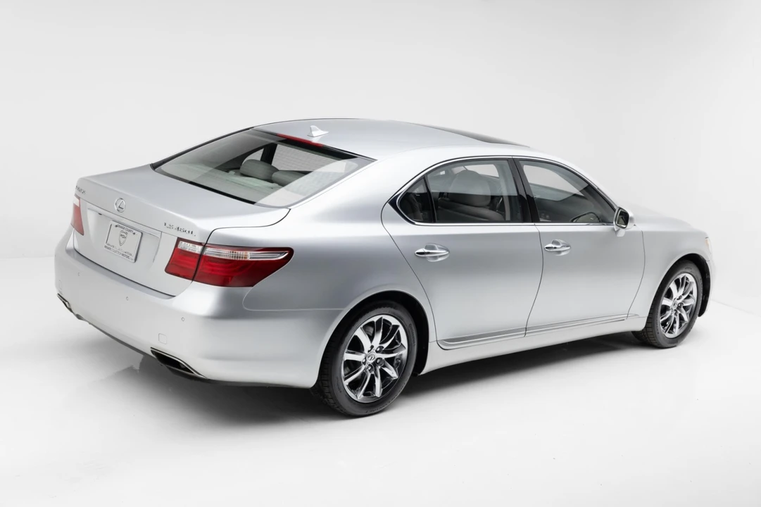 2007 Lexus LS 4th Gen - Image 3 of 21