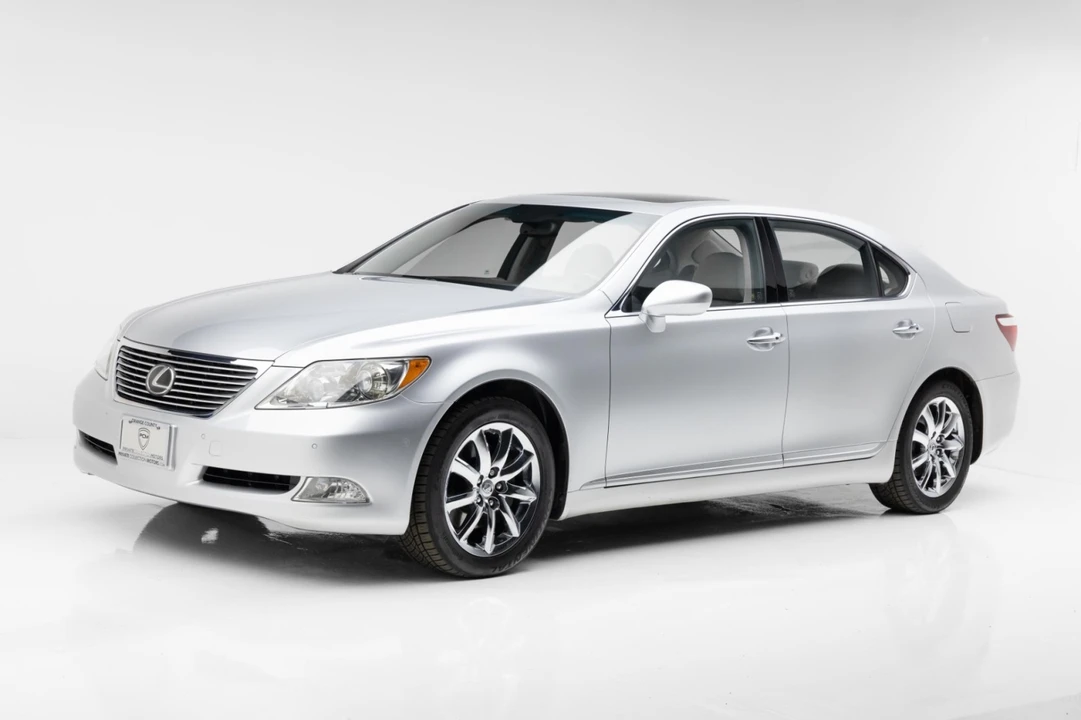 2007 Lexus LS 4th Gen - Image 9 of 21