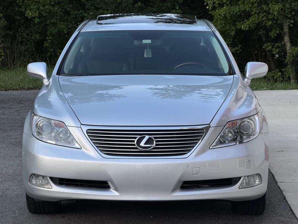 2007 Lexus LS 4th Gen - Image 3 of 31