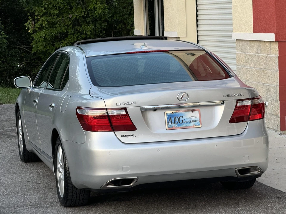 2007 Lexus LS 4th Gen - Image 21 of 31
