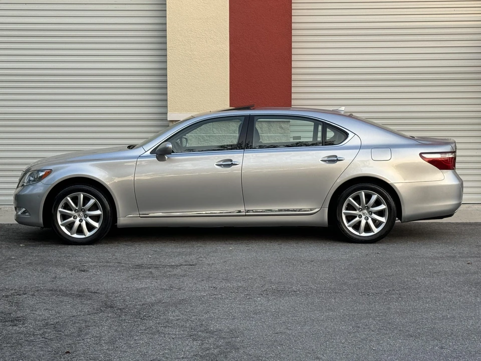 2007 Lexus LS 4th Gen - Image 28 of 31