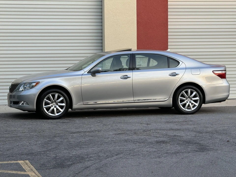 2007 Lexus LS 4th Gen - Image 30 of 31