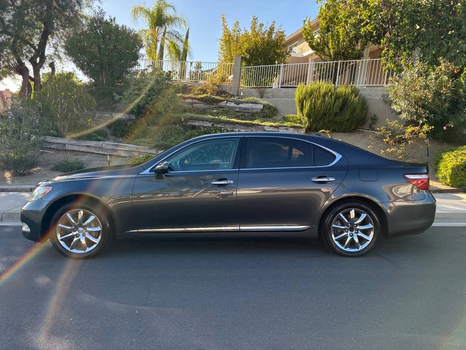 2007 Lexus LS 4th Gen - Image 2 of 22