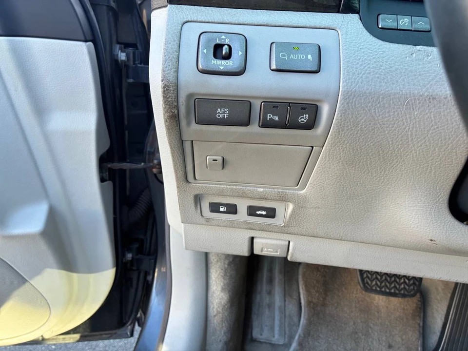 2007 Lexus LS 4th Gen - Image 17 of 22