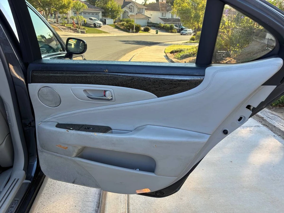 2007 Lexus LS 4th Gen - Image 22 of 22