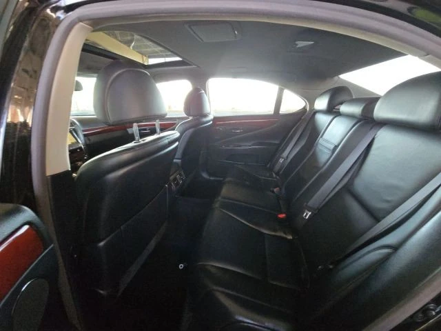 2007 Lexus LS 4th Gen - Image 8 of 9